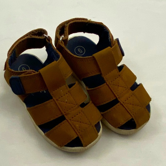 Cat & Jack Other - Brown Sandals for Toddler Boy size 6